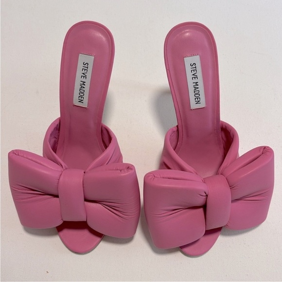 STEVE MADDEN Pink Leather Indulge
Oversized Bow Sandals Size 6.5 - Picture 2 of 7